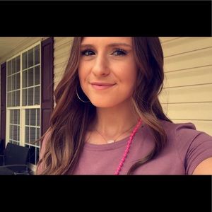 Meet your Posher, Shianne